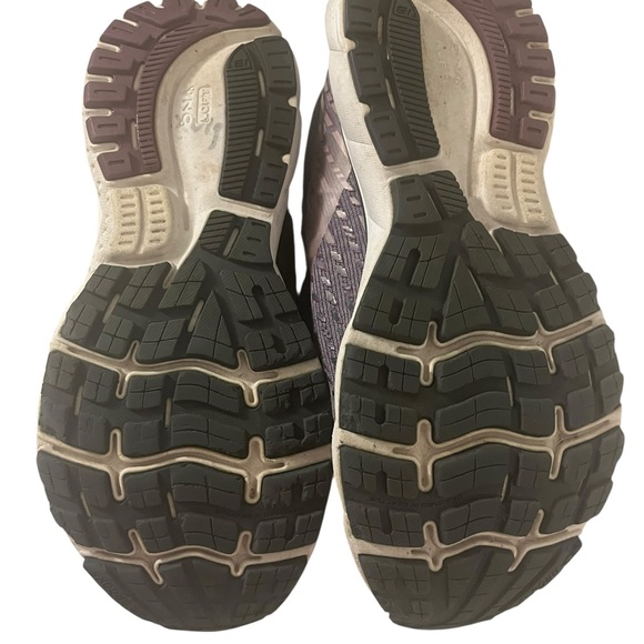 Brooks Ghost 13 Running Shoes Women’s 7.5 Purple Mauve Rose Gold Sneakers - Picture 2 of 12